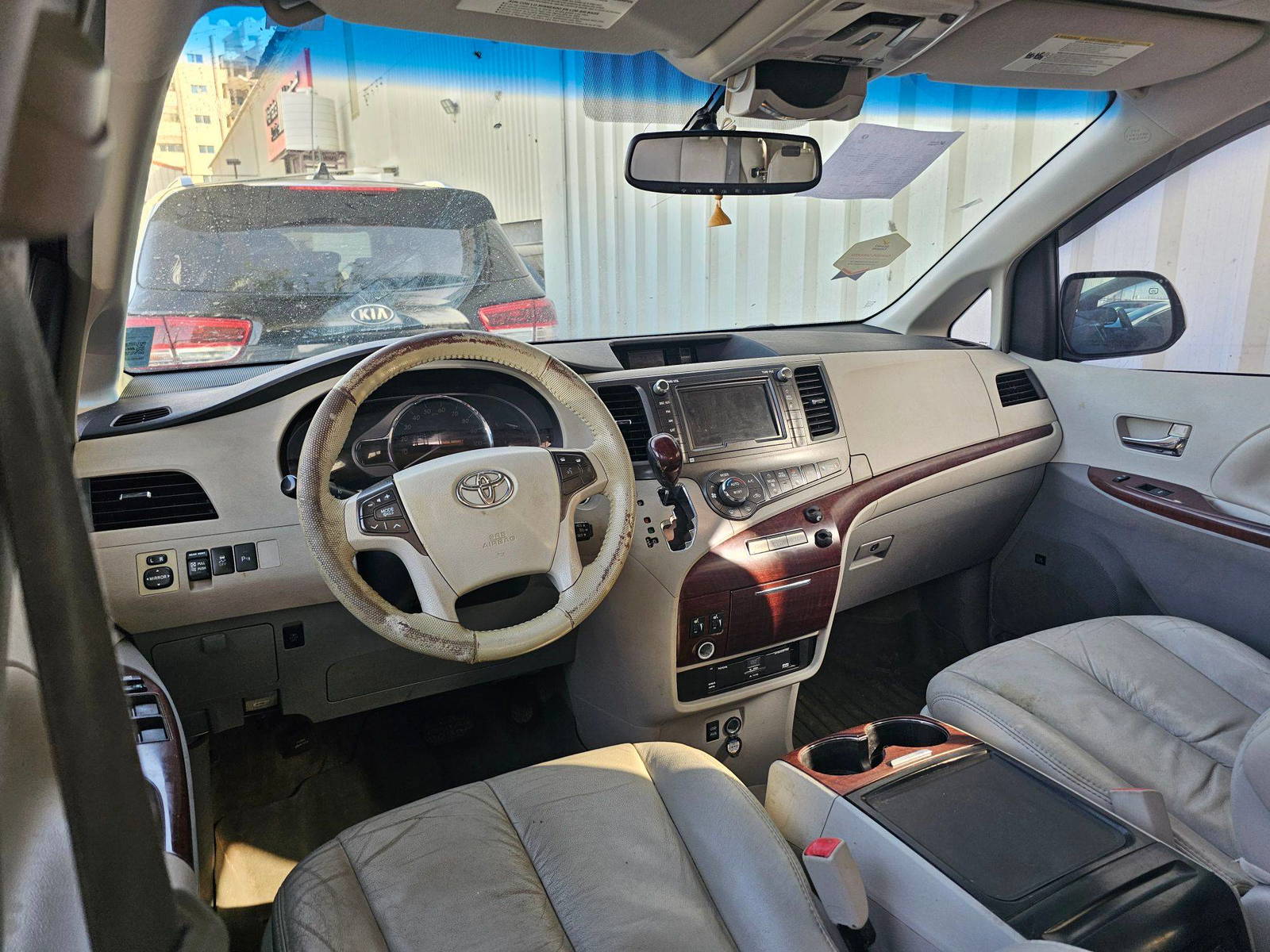TOYOTA SIENNA 2012 - Marhaba Auction Used Cars - Image 9