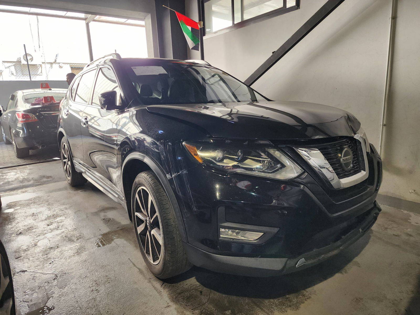 2018 NISSAN ROGUE — 162819 Miles — Lot 69918104 — Al Quoz - Marhaba Auctions Used Cars - Image 5