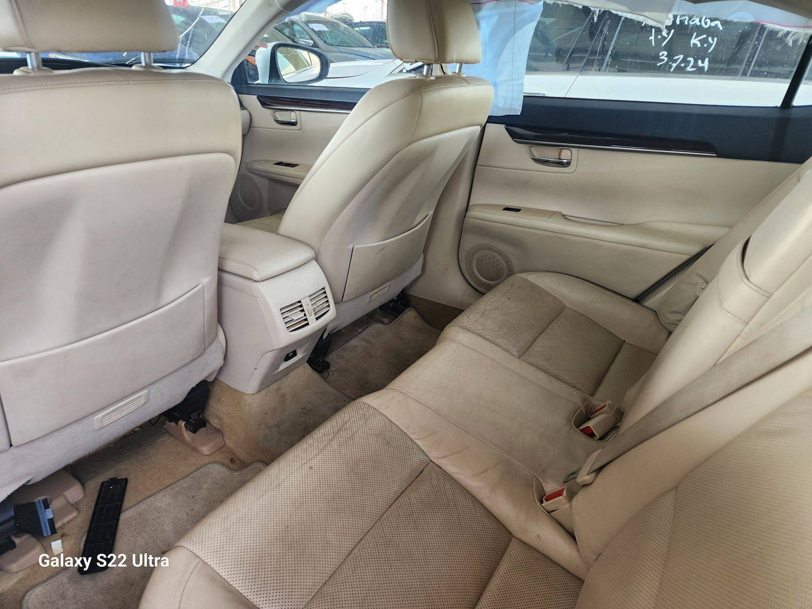2013 LEXUS ES 350 — 114778 Miles — Lot 38315053 — Main - Marhaba Auctions Used Cars - Image 6