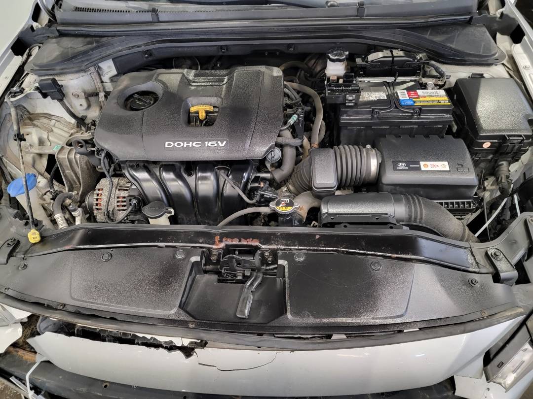 2017 HYUNDAI ELANTRA — 174809 Miles — Lot H058022 — Main - Marhaba Auctions Used Cars - Image 10