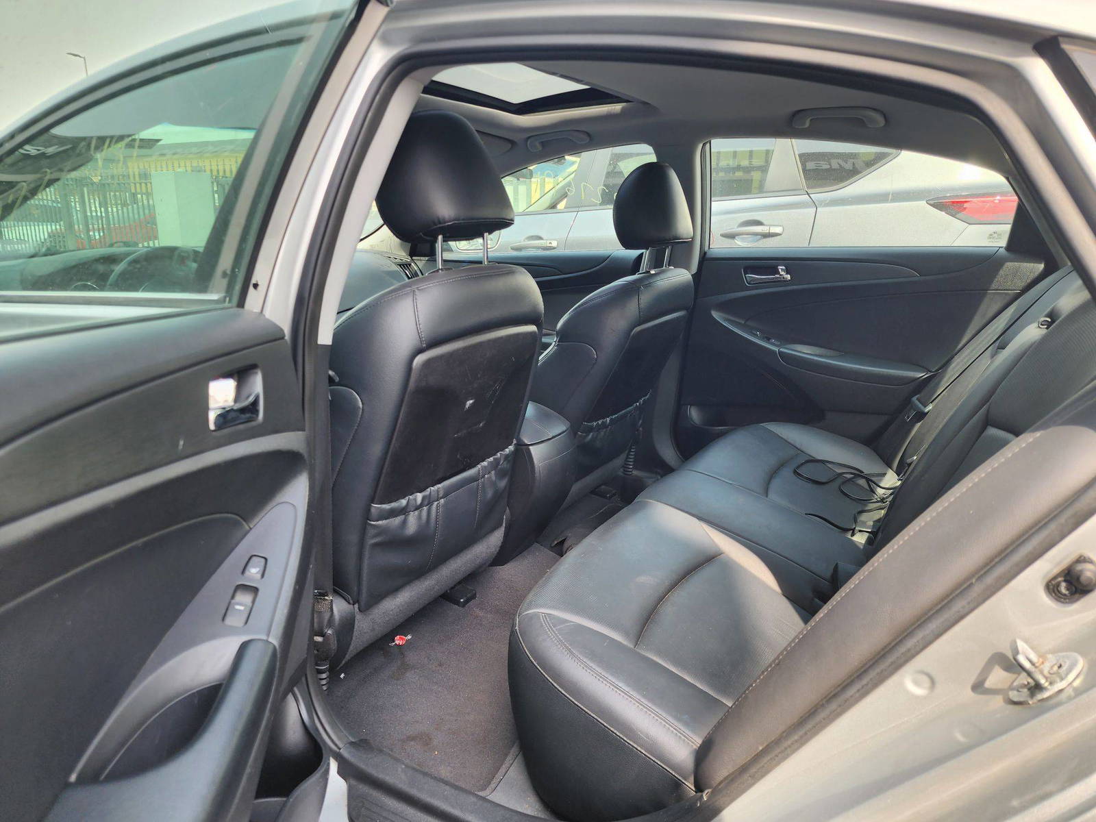 2013 HYUNDAI SONATA — 156987 KM — Lot 12276491 — Al Quoz - Marhaba Auctions Used Cars - Image 7