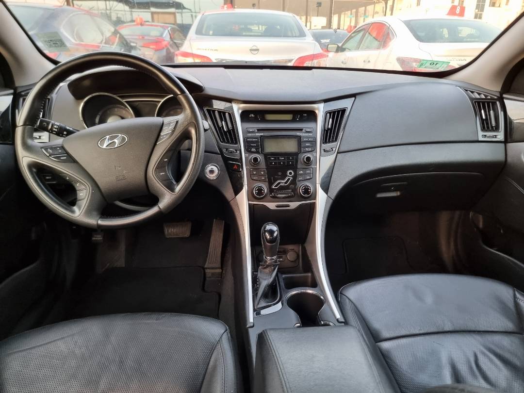 2013 HYUNDAI SONATA — 103900 Miles — Lot 2154787 — Main - Marhaba Auctions Used Cars - Image 8