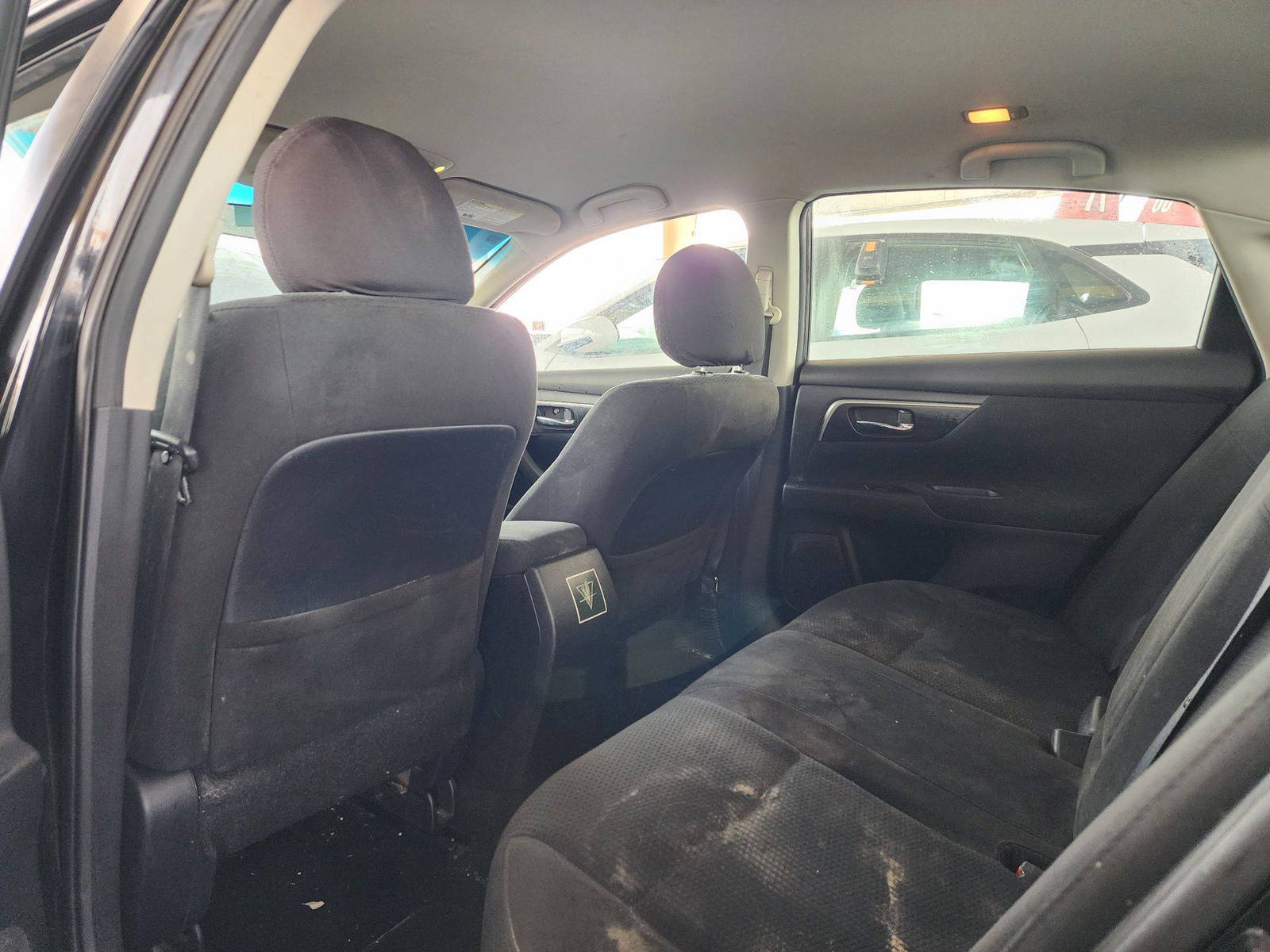 2015 NISSAN ALTIMA — 158969 Miles — Lot 47945654 — Souq - Marhaba Auctions Used Cars - Image 6