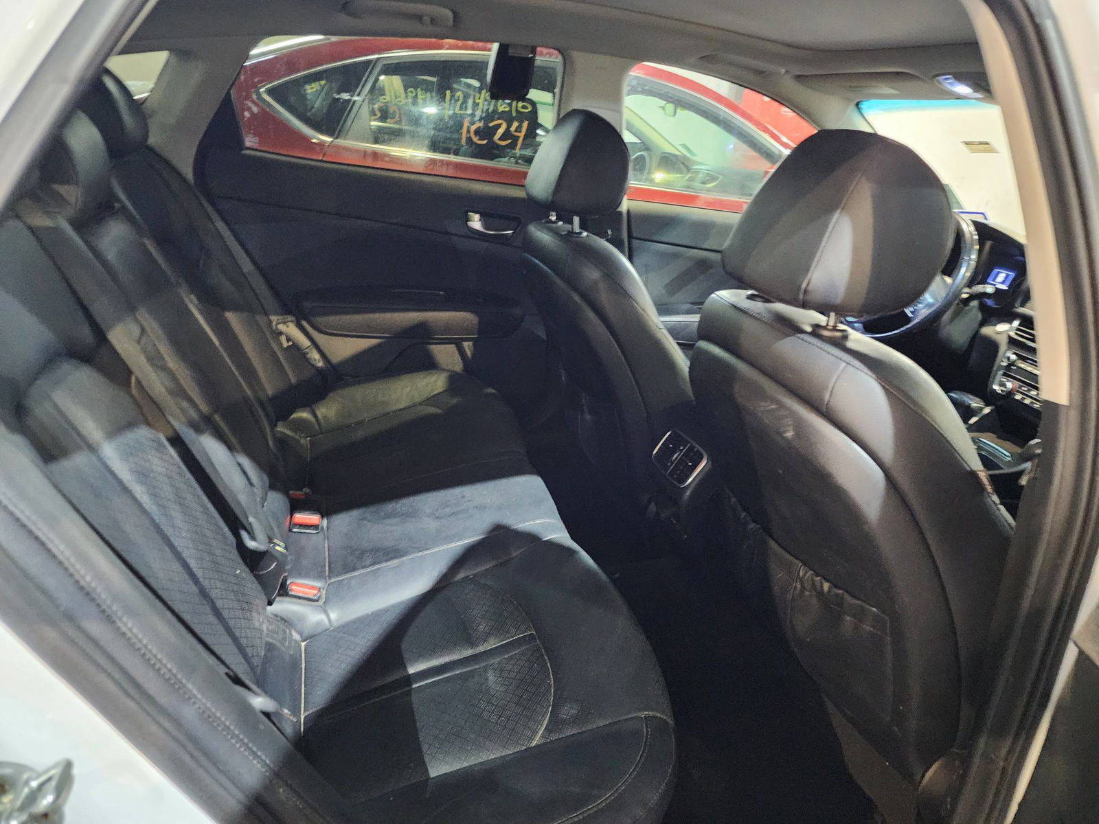 2018 KIA OPTIMA — 140404 Miles — Lot 206975 — Al Quoz - Marhaba Auctions Used Cars - Image 7