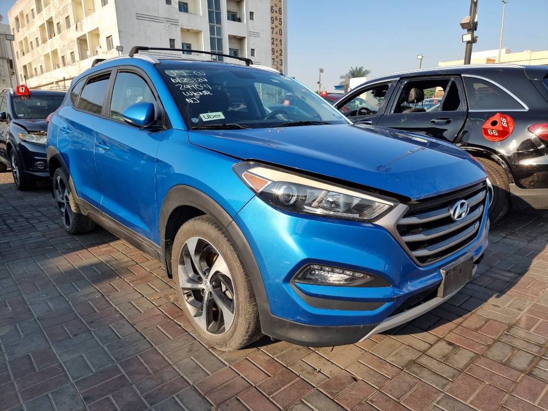 2016 HYUNDAI TUCSON — 157610 Miles — Lot 125487 — Souq - Marhaba Auctions Used Cars - Image 3