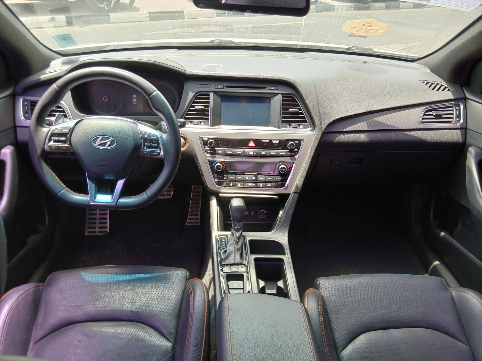 2016 HYUNDAI SONATA — 233270 KM — Lot 178570 — Souq - Marhaba Auctions Used Cars - Image 7