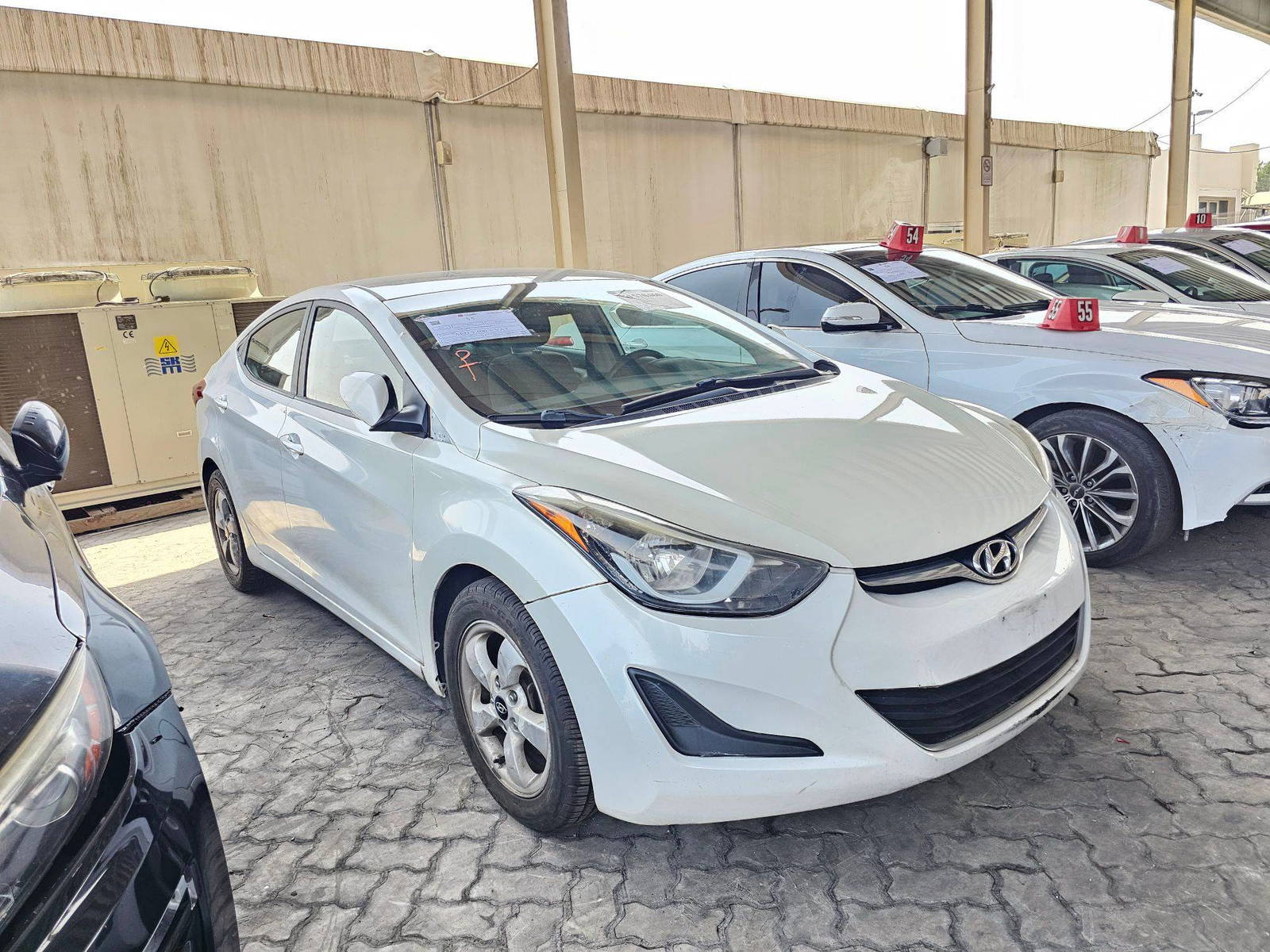 2016 HYUNDAI ELANTRA — 130358 Miles — Lot GH693317 — Souq - Marhaba Auctions Used Cars - Image 3