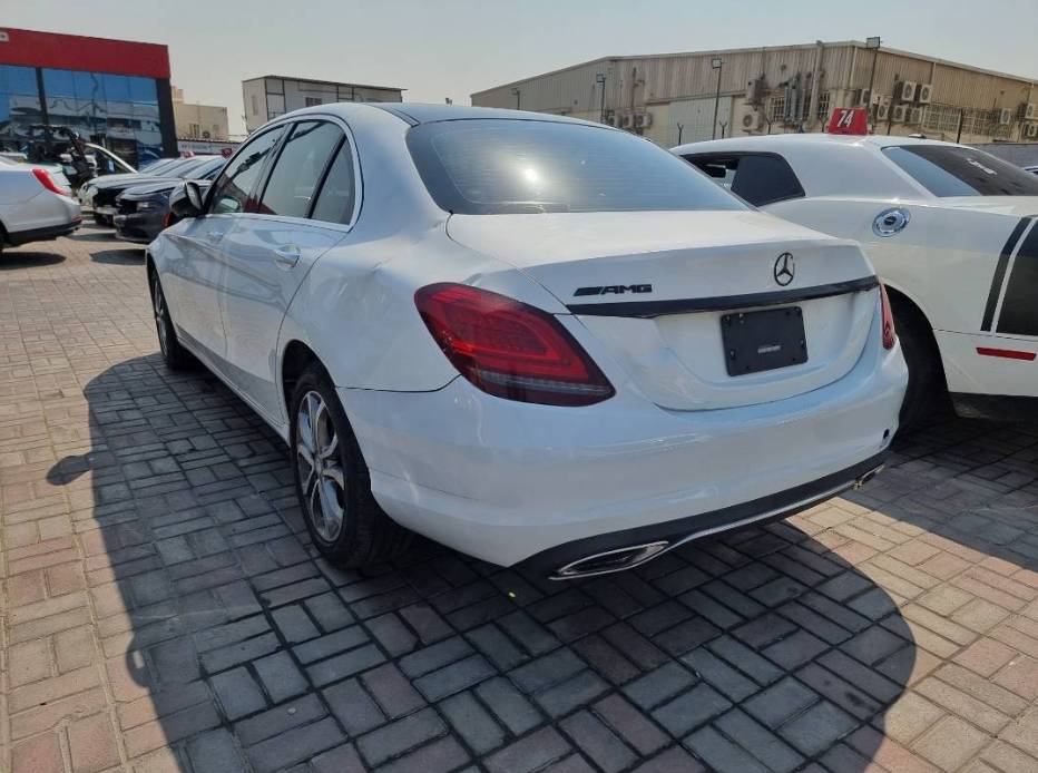 MERCEDES BENZ C300 2015 - Marhaba Auction Used Cars - Image 7