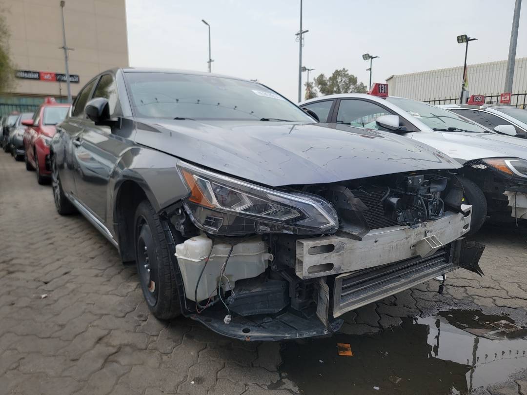 2020 NISSAN ALTIMA — 147598 Miles — Lot 4LC113425 — Main - Marhaba Auctions Used Cars - Image 4