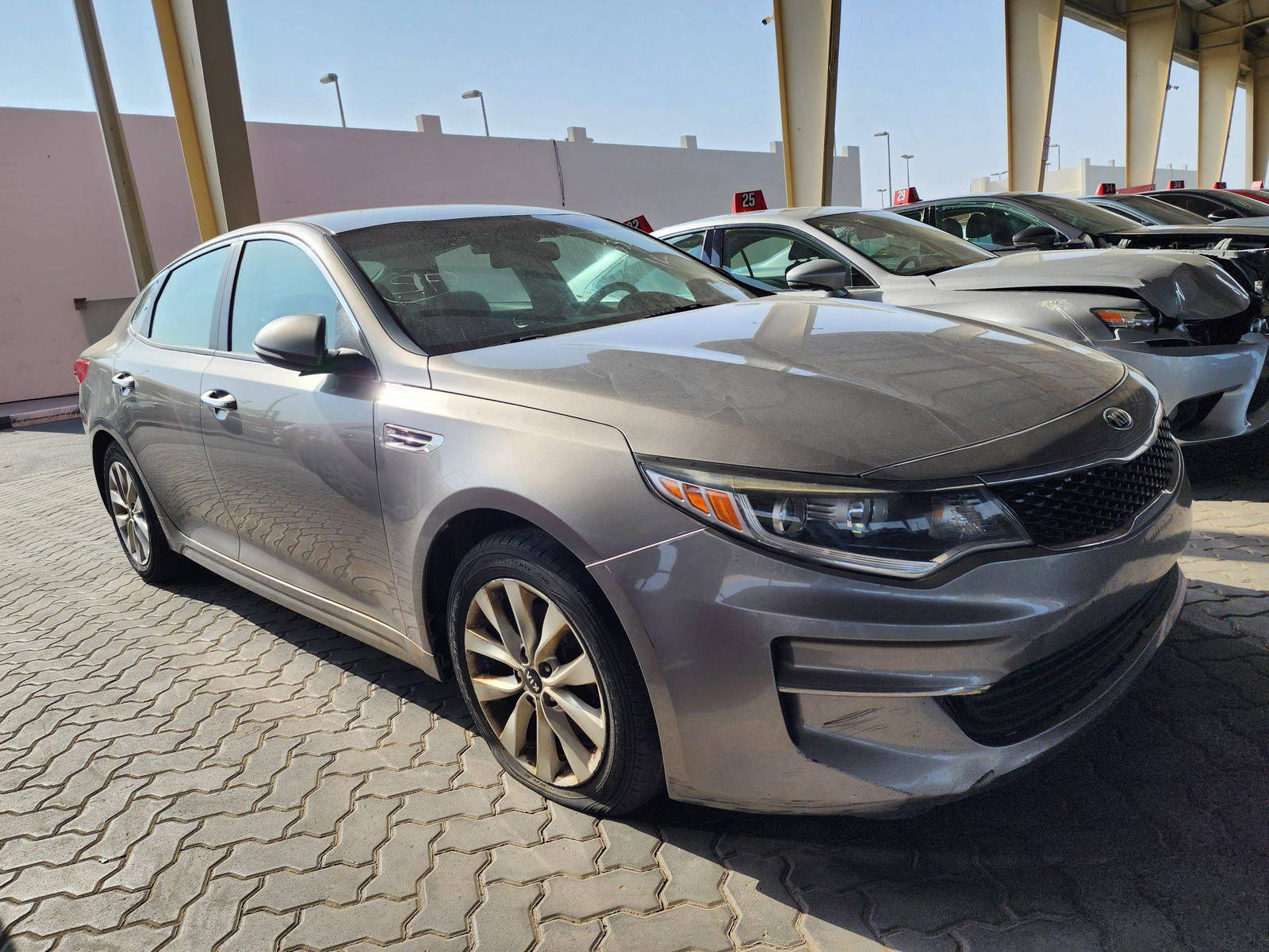 2017 KIA OPTIMA — 175065 Miles — Lot 52202304 — Souq - Marhaba Auctions Used Cars - Image 4