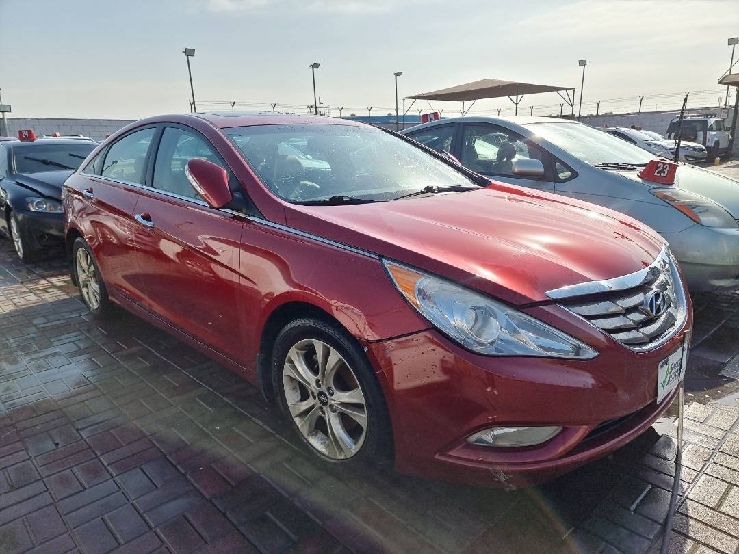 2013 HYUNDAI SONATA — 195050 Miles — Lot 125487 — Souq - Marhaba Auctions Used Cars - Image 3