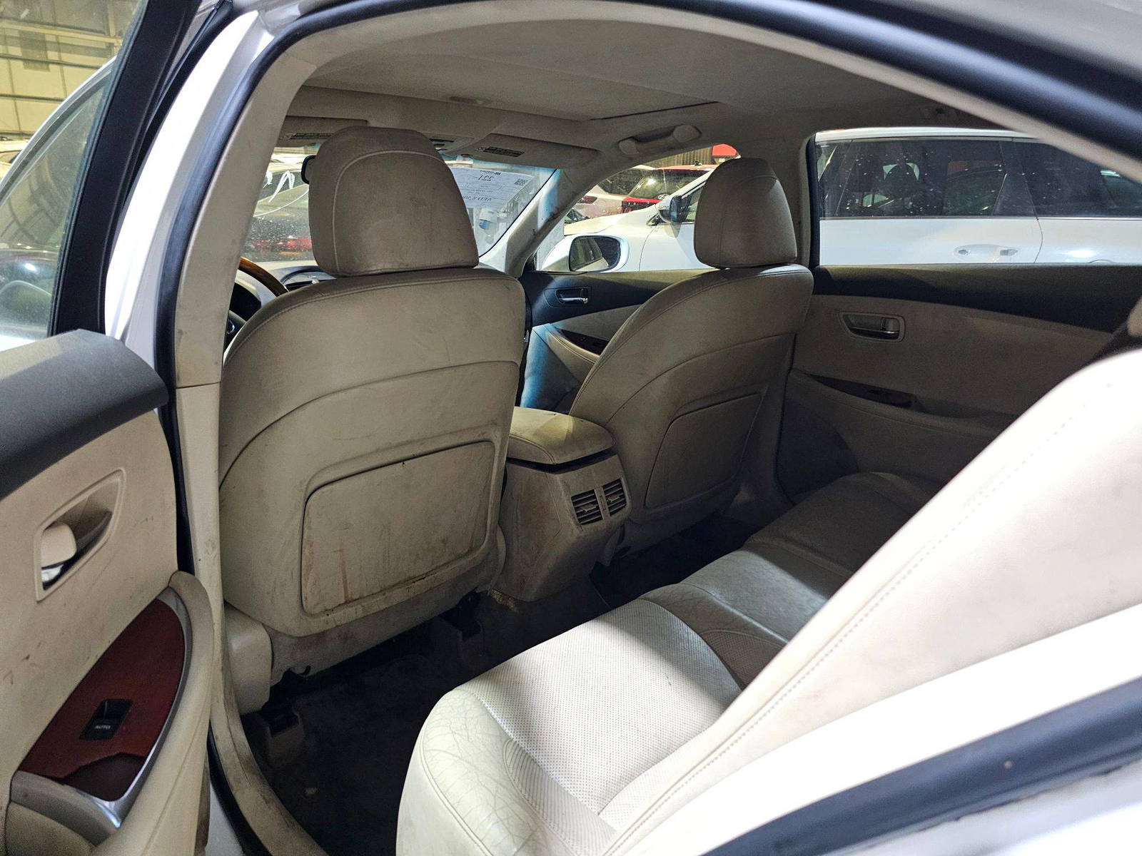 2011 LEXUS ES 350 — 193818 Miles — Lot B2465859 — Main - Marhaba Auctions Used Cars - Image 6