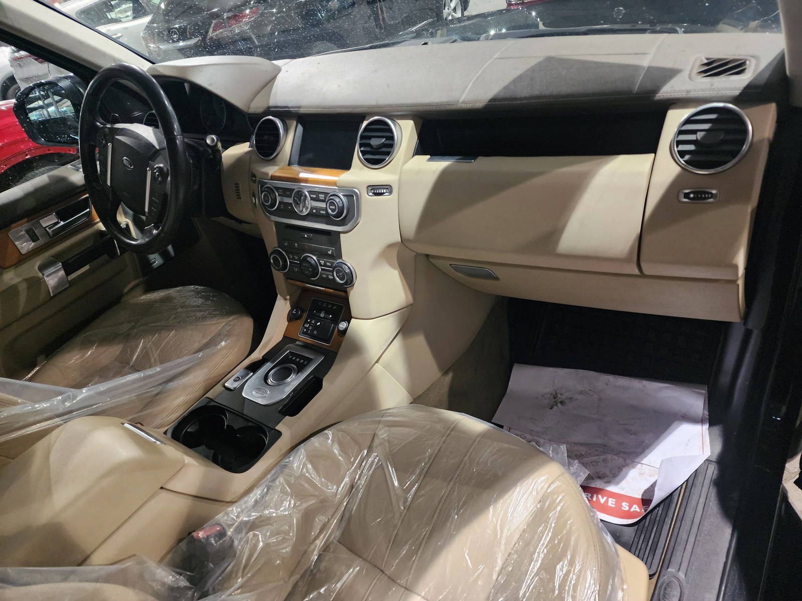 2016 LAND ROVER LR4 HSE — 170305 Miles — Lot 37697931 - Marhaba Auctions Used Cars - Image 6