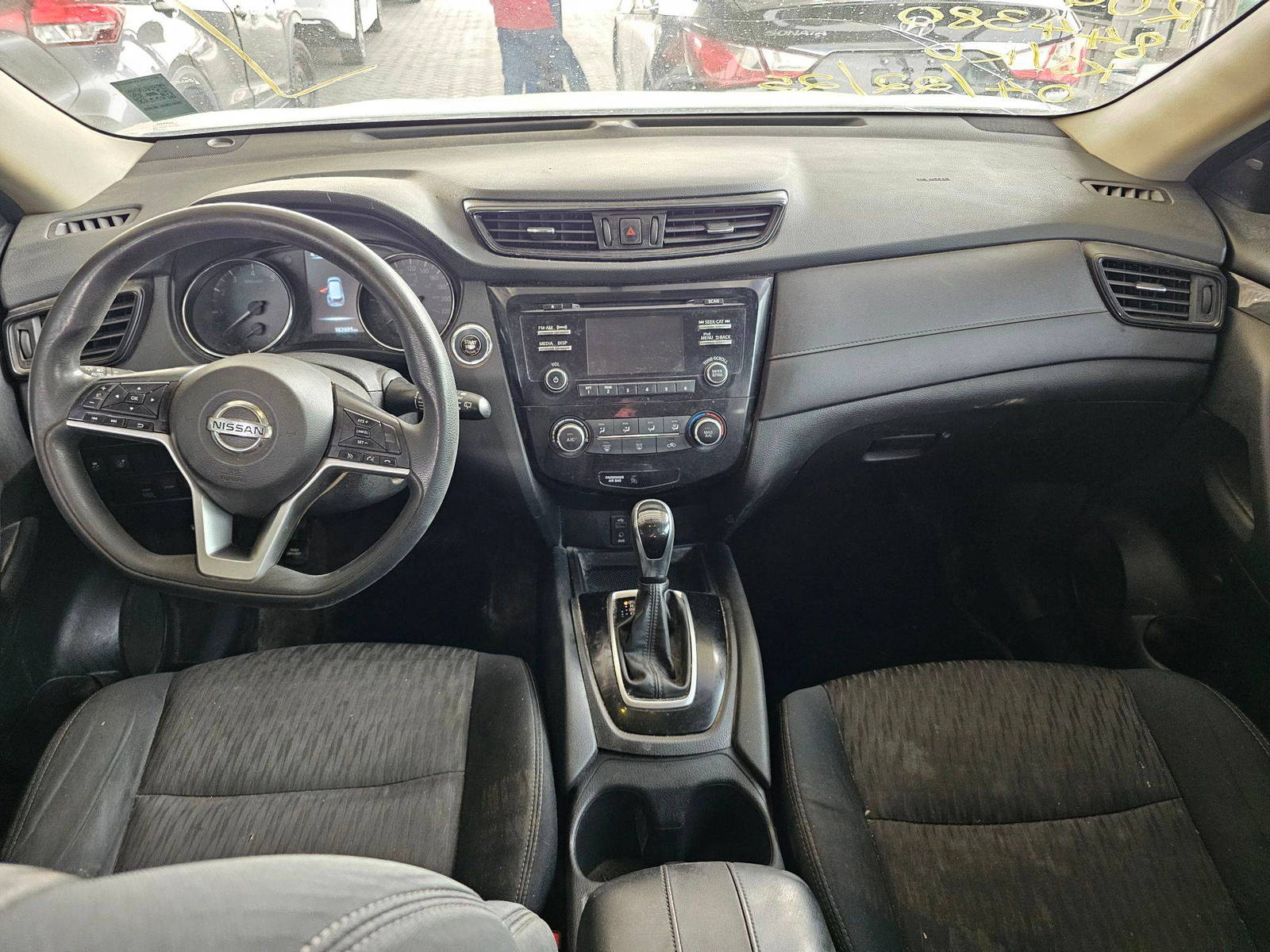 2017 NISSAN ROGUE — 182605 KM — Lot 12300124 — Souq - Marhaba Auctions Used Cars - Image 7