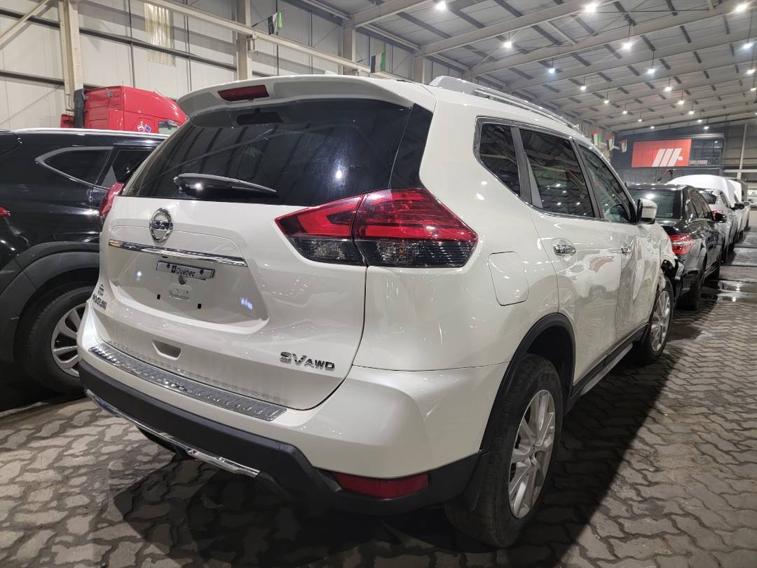 2017 NISSAN ROGUE — 171515 KM — Lot 7HC793199 — Souq - Marhaba Auctions Used Cars - Image 3