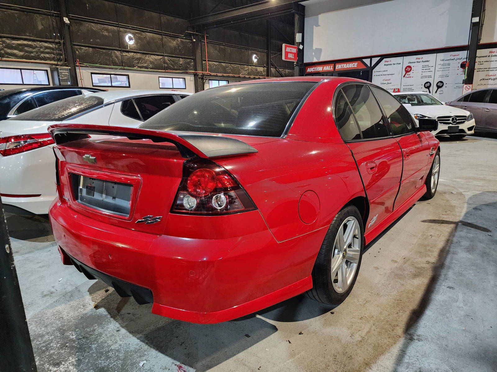 2006 CHEVROLET LUMINA — 297357 KM — Lot 485260 — Al Quoz - Marhaba Auctions Used Cars - Image 6