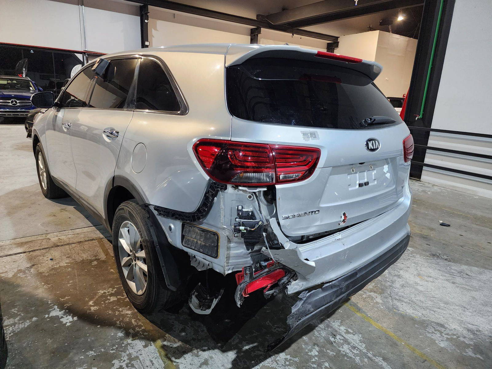 2019 KIA SORENTO — 101833 Miles — Lot 59KG490656 — Ind. 12 - Marhaba Auctions Used Cars - Image 3