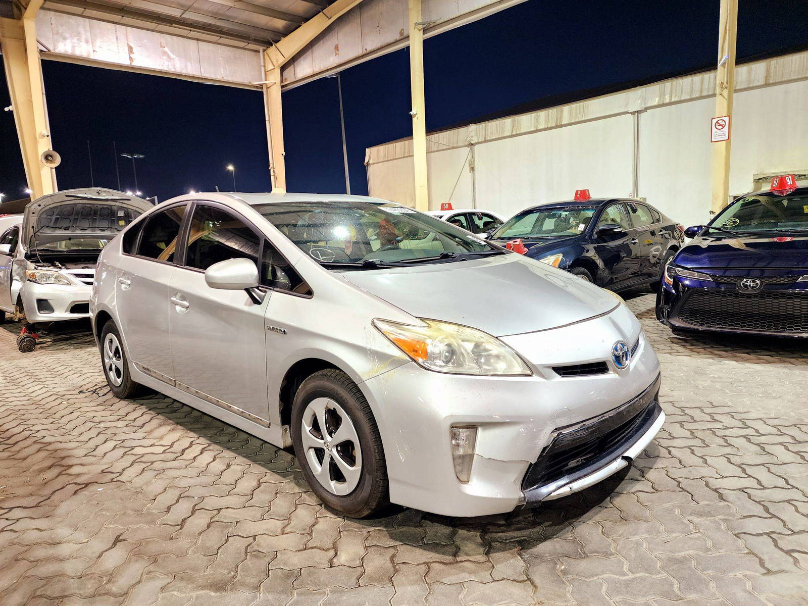 2013 TOYOTA PRIUS — 202606 Miles — Lot 0351274 — Main - Marhaba Auctions Used Cars - Image 4
