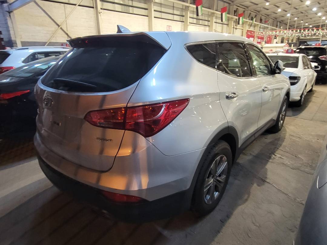 2016 HYUNDAI SANTA FE — 168729 Miles — Lot GG346833 — Main - Marhaba Auctions Used Cars - Image 4