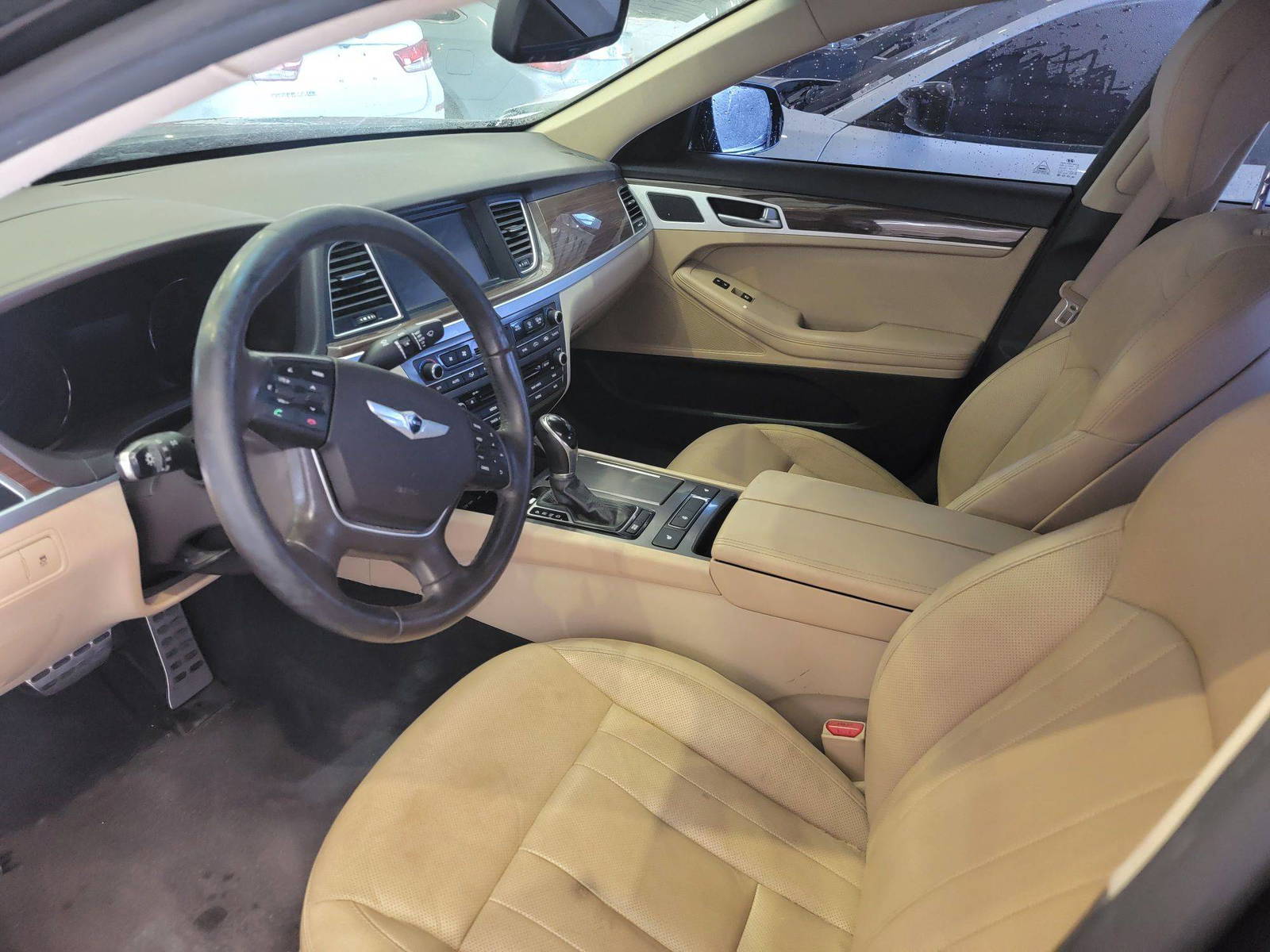 HYUNDAI GENESIS 2015 - Marhaba Auction Used Cars - Image 8