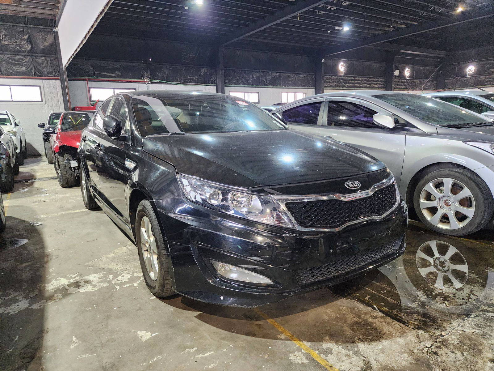 2013 KIA K5 — 177240 KM — Lot 364005 — Souq - Marhaba Auctions Used Cars - Image 5