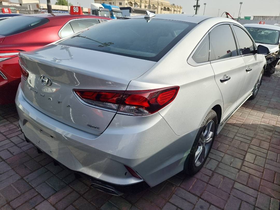 2018 HYUNDAI SONATA — 117594 Miles — Lot 38102819 — Souq - Marhaba Auctions Used Cars - Image 3