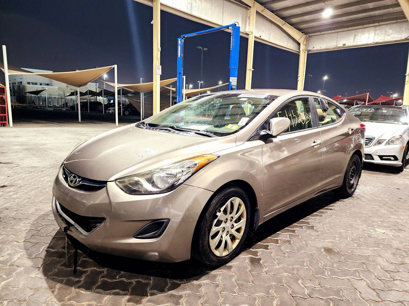 2012 HYUNDAI ELANTRA — 150842 Miles — Lot 54452534 — Souq - Marhaba Auctions Used Cars - Image 4