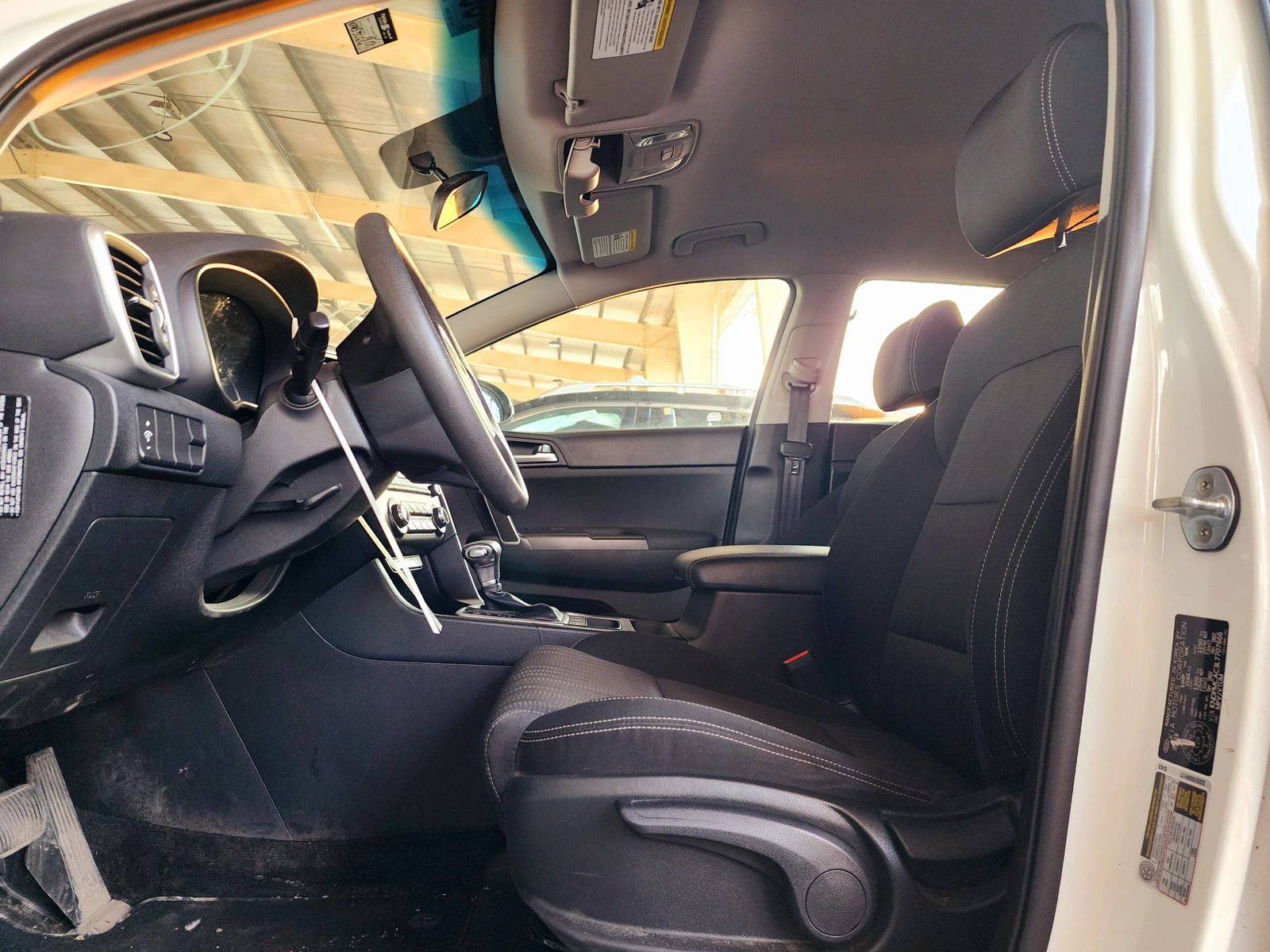 2020 KIA SPORTAGE — 53664 KM — Lot 63428494 — Souq - Marhaba Auctions Used Cars - Image 8