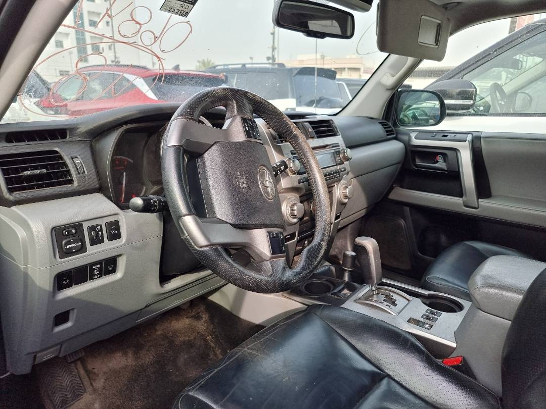 2011 TOYOTA 4RUNNER SR5 — 202568 Miles — Lot 68472 — Ind. 12 - Marhaba Auctions Used Cars - Image 6
