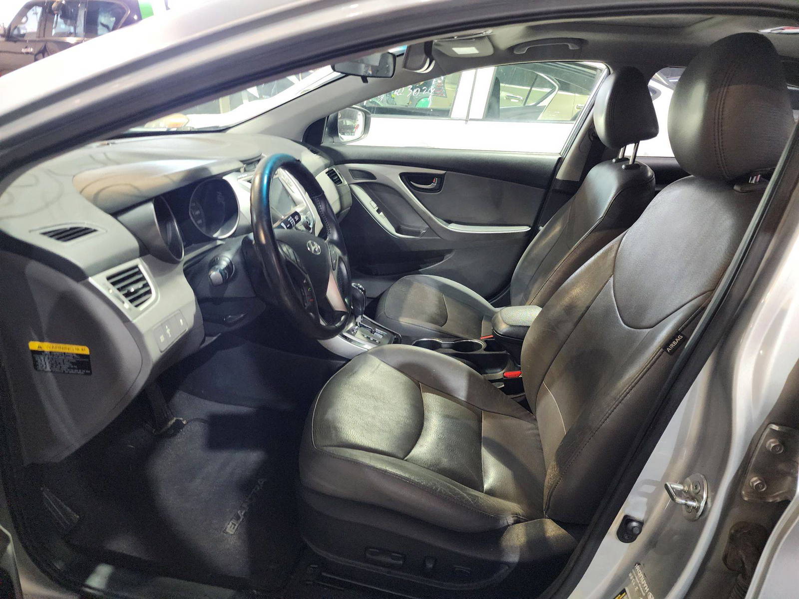 2013 HYUNDAI ELANTRA — 201312 Miles — Lot 75450974 — Al Quoz - Marhaba Auctions Used Cars - Image 9