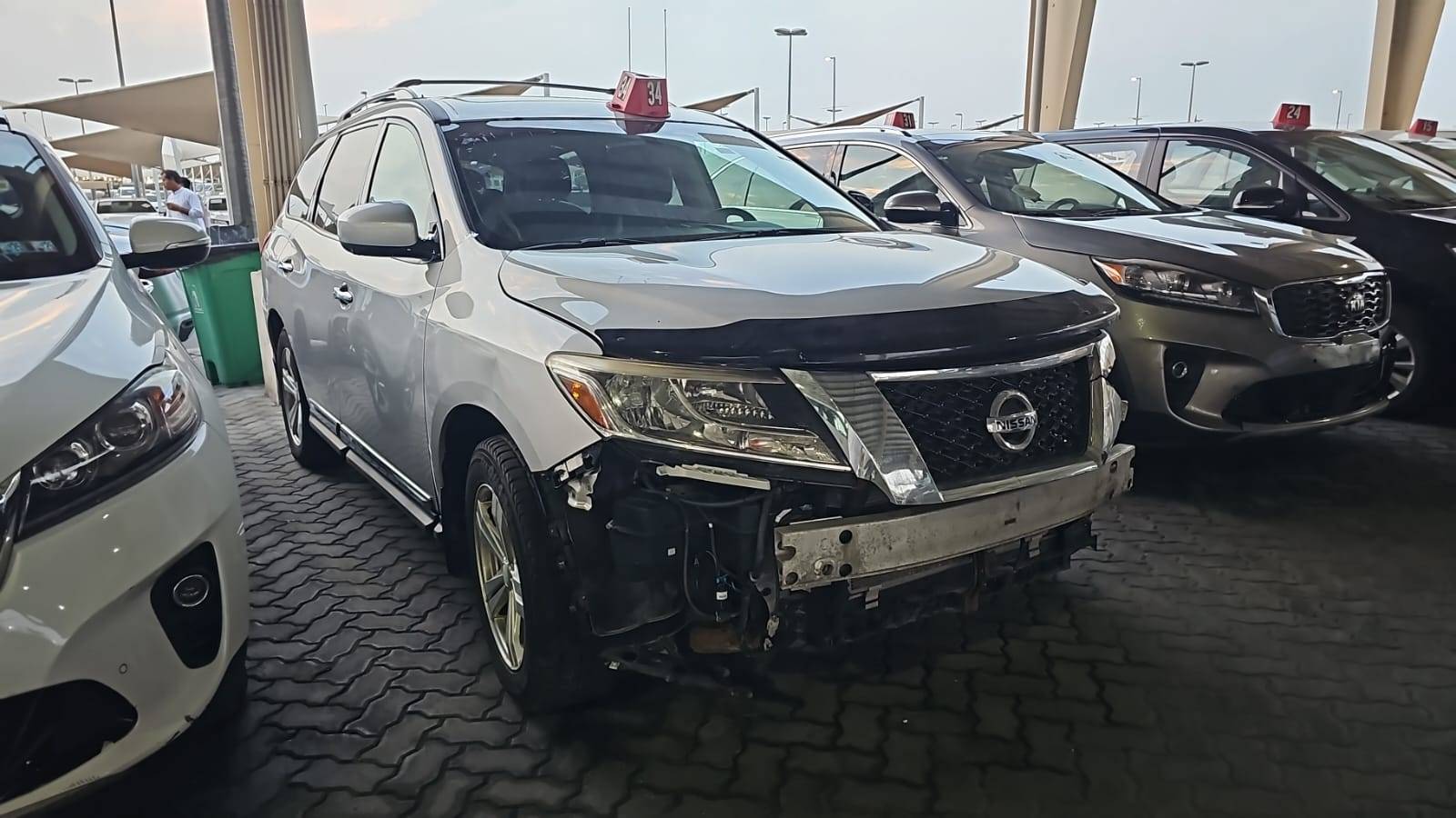 2015 NISSAN PATHFINDER — 219276 KM — Lot FC658284 — Souq - Marhaba Auctions Used Cars - Image 4