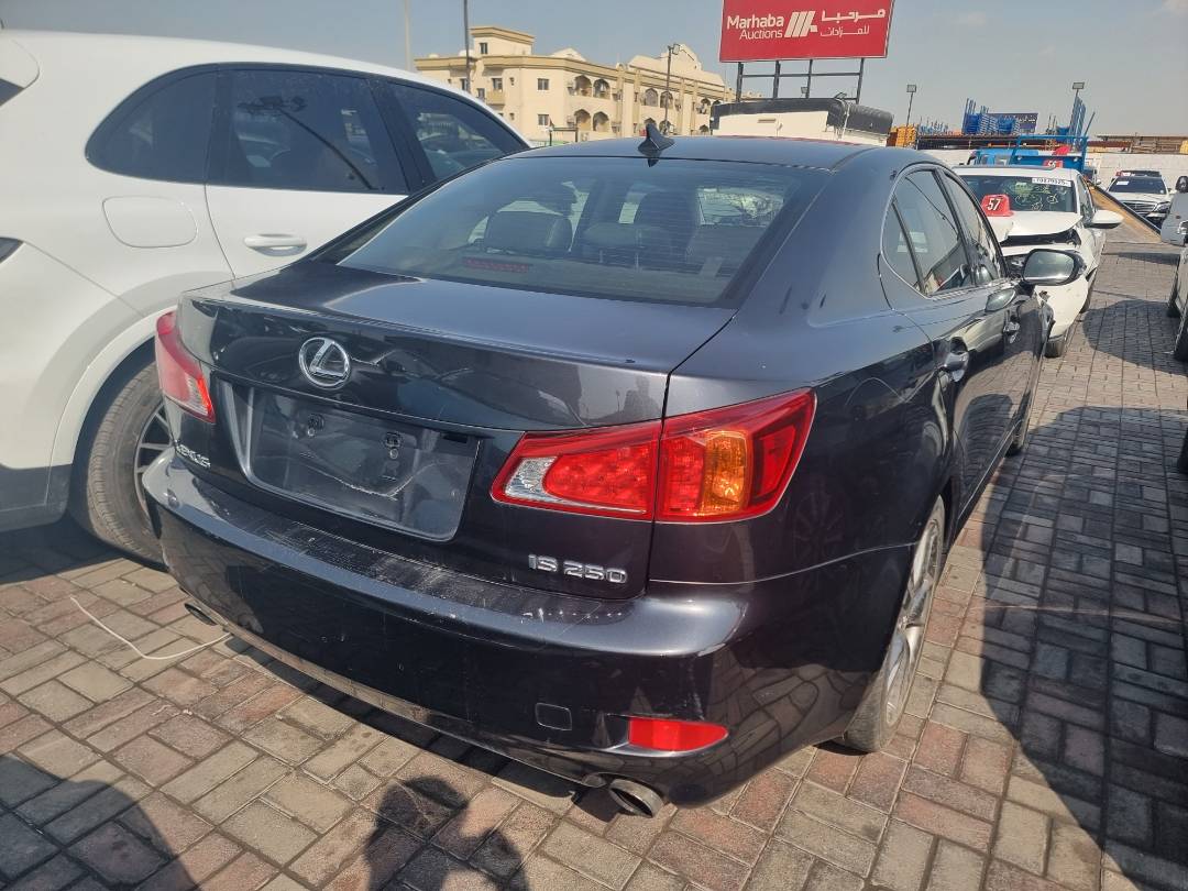 2010 LEXUS IS 250 — 181909 Miles — Lot 2095530 — Ind. 12 - Marhaba Auctions Used Cars - Image 4