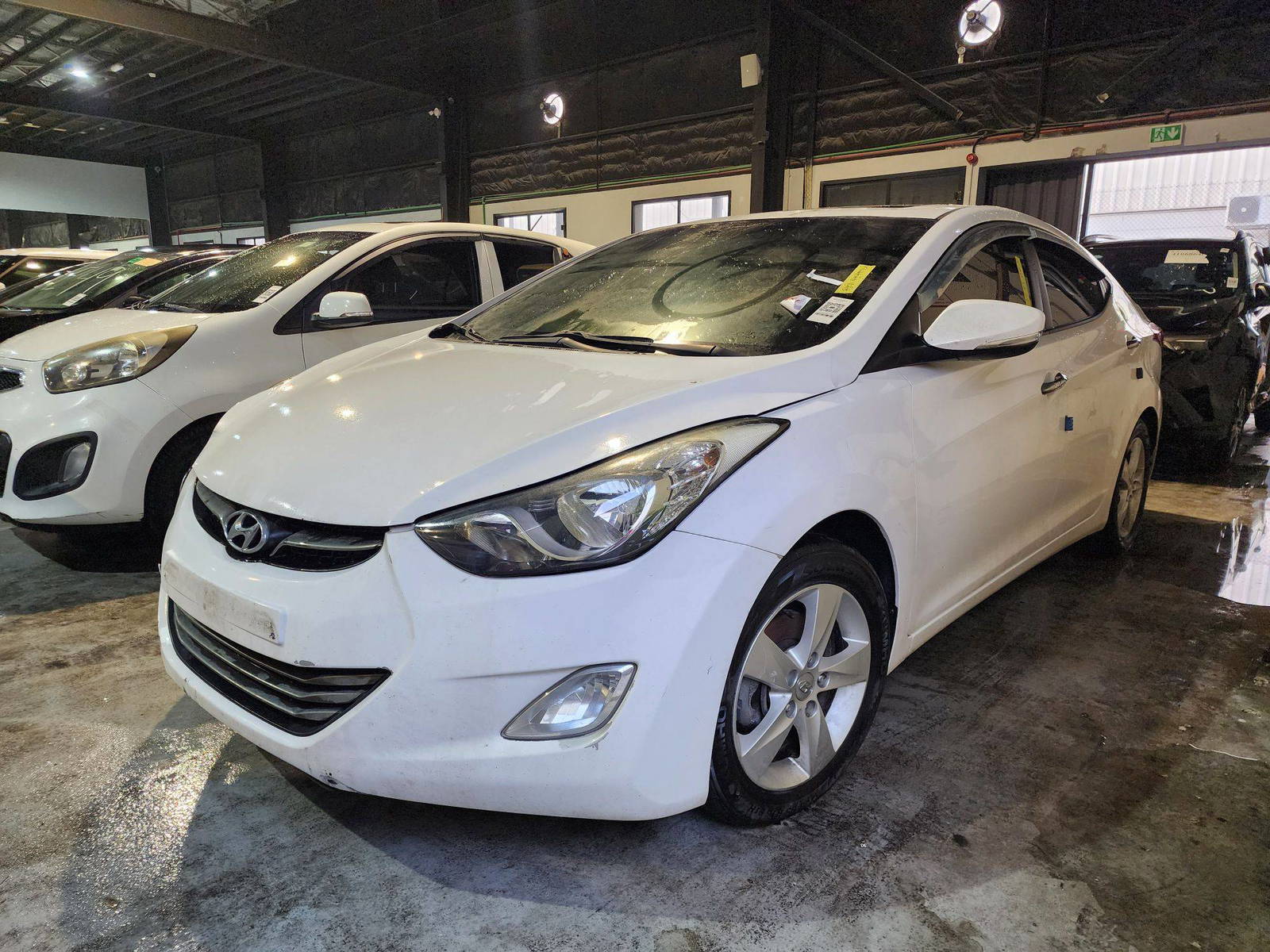 2012 HYUNDAI AVANTE — 197168 KM — Lot 613516 — Al Quoz - Marhaba Auctions Used Cars - Image 3