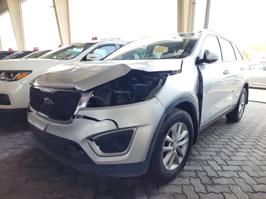 2018 KIA SORENTO — 145583 Miles — Lot 25572 — Souq - Marhaba Auctions Used Cars - Image 3