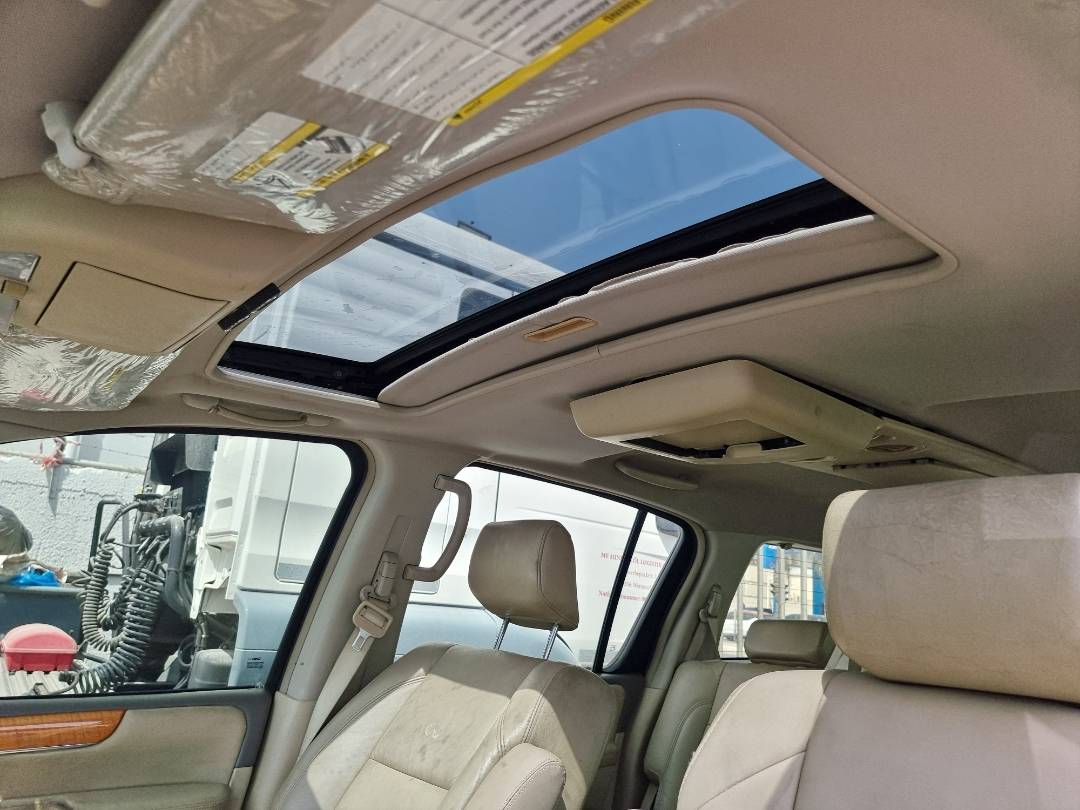 2009 INFINITI QX56 — 235227 KM — Lot 125487 — Ind. 12 - Marhaba Auctions Used Cars - Image 10