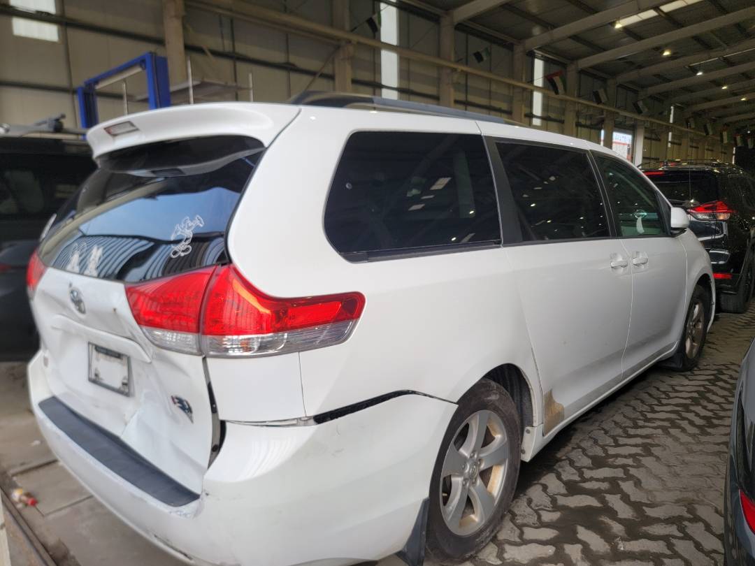 2014 TOYOTA SIENNA — 179361 Miles — Lot 38601826 — Main - Marhaba Auctions Used Cars - Image 3