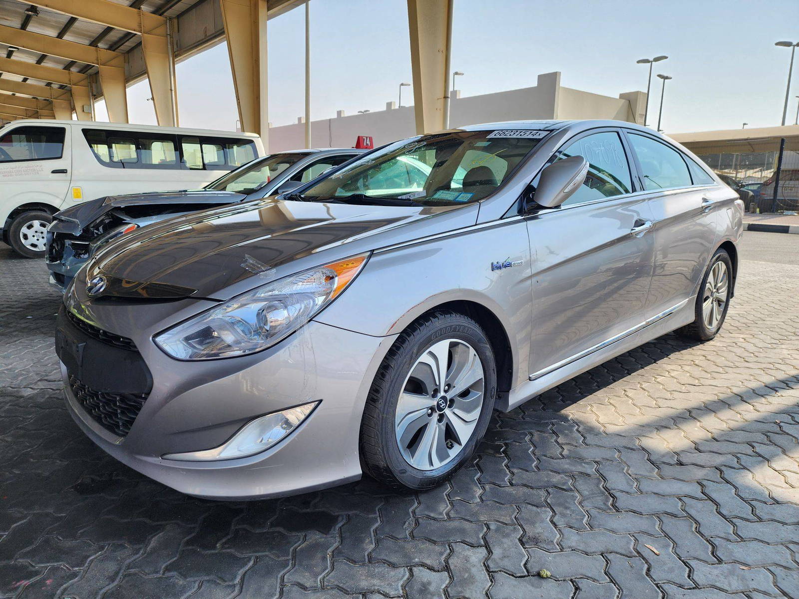 2014 HYUNDAI SONATA — 187239 Miles — Lot 66231514 — Souq - Marhaba Auctions Used Cars - Image 5