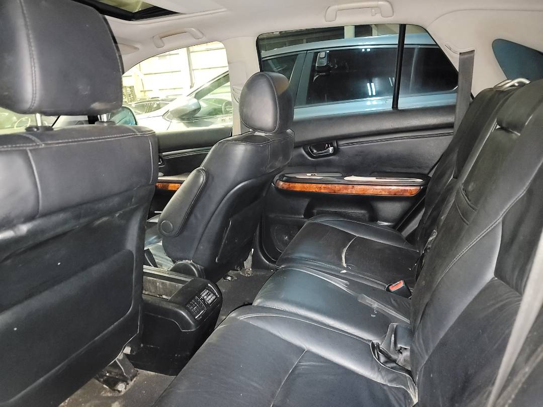 2008 LEXUS RX 350 — 230371 Miles — Lot 62710633 - Marhaba Auctions Used Cars - Image 7
