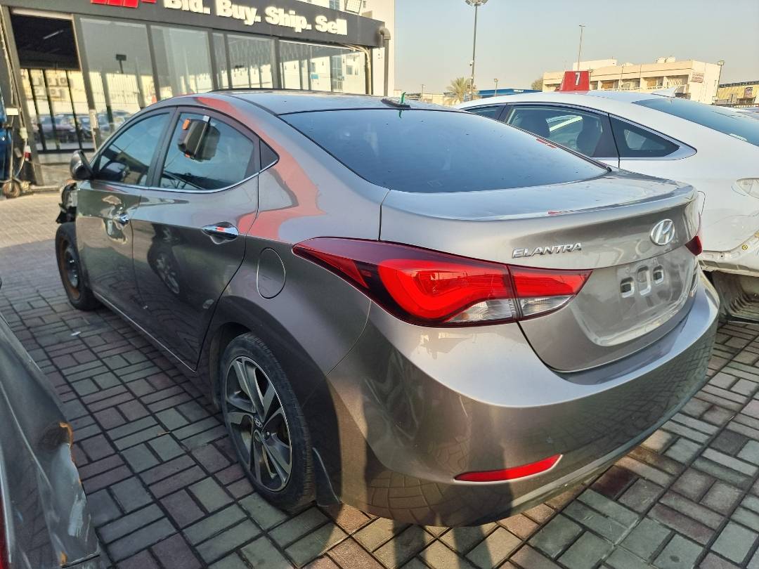 2014 HYUNDAI ELANTRA — 159523 Miles — Lot EH528883 — Ind. 12 - Marhaba Auctions Used Cars - Image 4