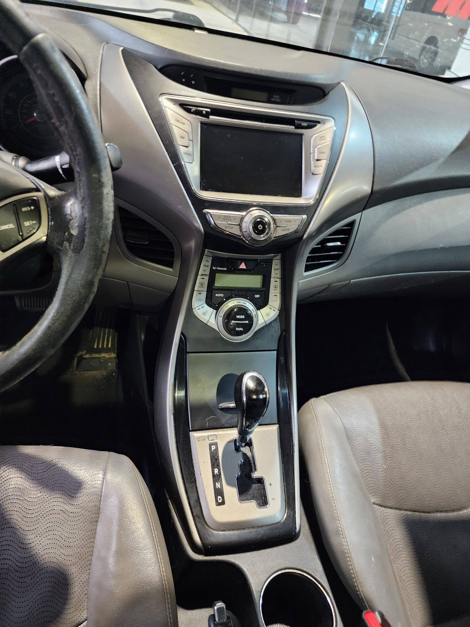 2013 HYUNDAI ELANTRA — 193833 Miles — Lot 31736 — Al Quoz - Marhaba Auctions Used Cars - Image 11