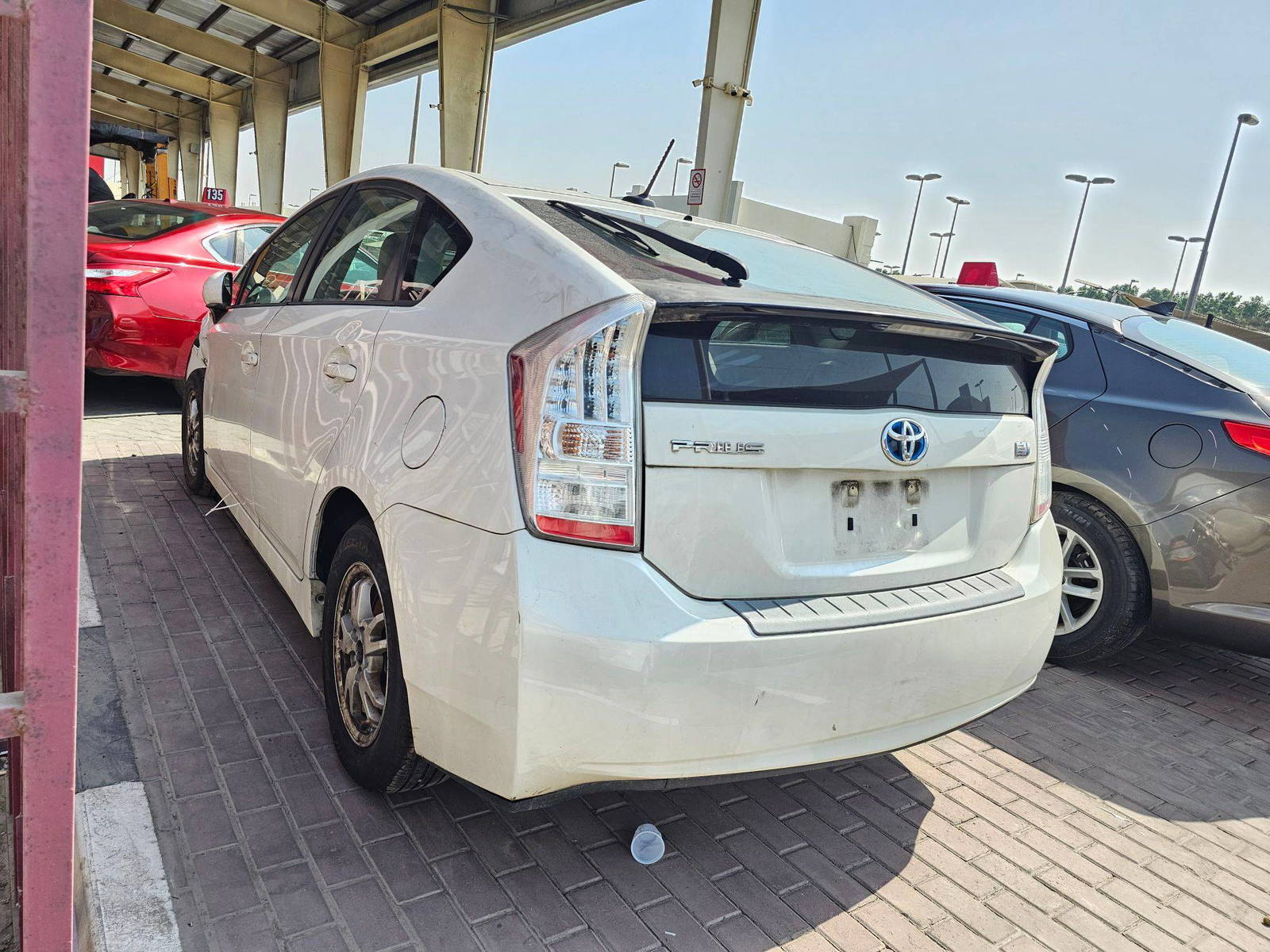 2010 TOYOTA PRIUS — 156542 Miles — Lot 60813355 — Souq - Marhaba Auctions Used Cars - Image 4