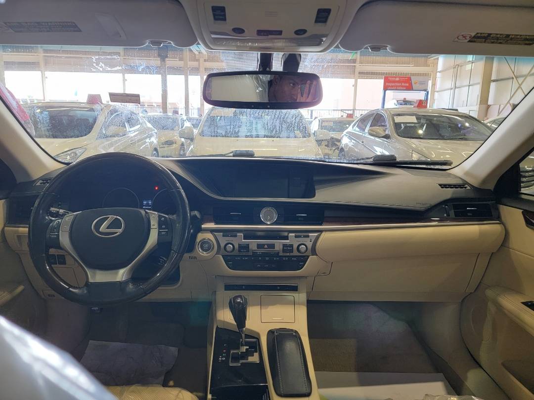 2015 LEXUS ES 350 — 71602 Miles — Lot 2210178 — Main - Marhaba Auctions Used Cars - Image 8