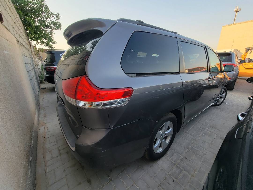 2013 TOYOTA SIENNA — 264964 Miles — Lot C8DS345675 — Main - Marhaba Auctions Used Cars - Image 3