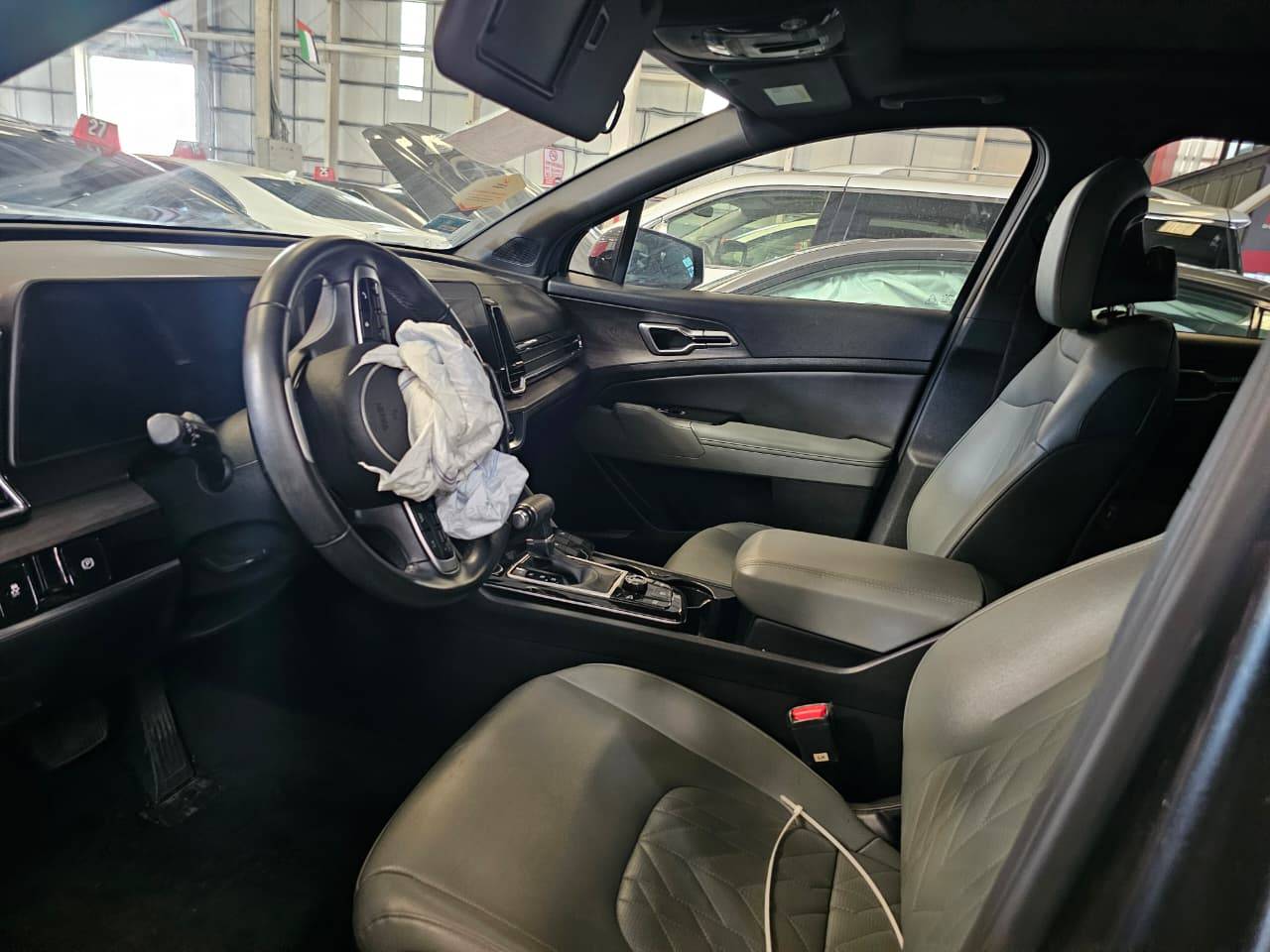 2023 KIA SPORTAGE — sold — 32889 Miles — Lot 80879775 — Al Sajaa - Marhaba Auctions Used Cars - Image 7