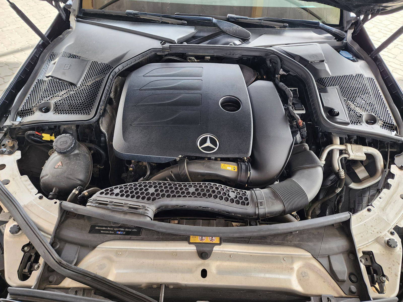 2019 MERCEDES BENZ C300 — 87443 Miles — Lot 282714 - Marhaba Auctions Used Cars - Image 9
