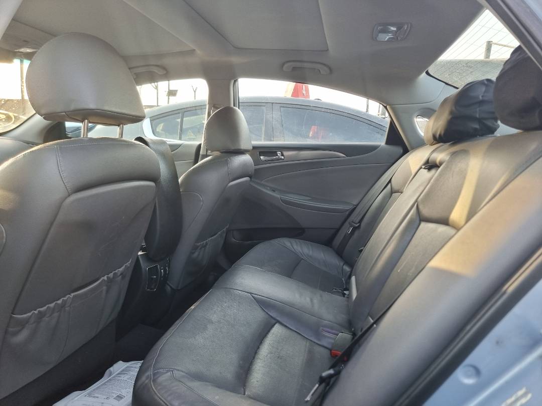 HYUNDAI SONATA 2011 - Marhaba Auction Used Cars - Image 7