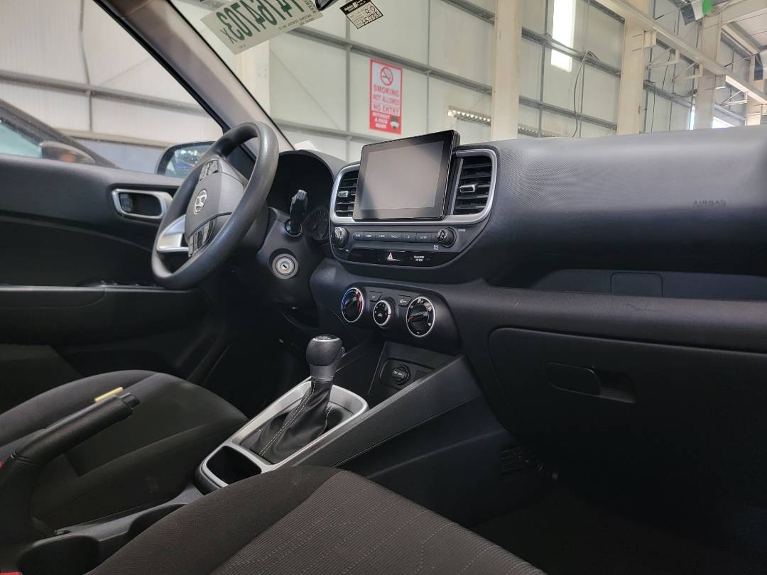 2021 HYUNDAI VENUE SEL — 65733 Miles — Lot 74764703 - Marhaba Auctions Used Cars - Image 5