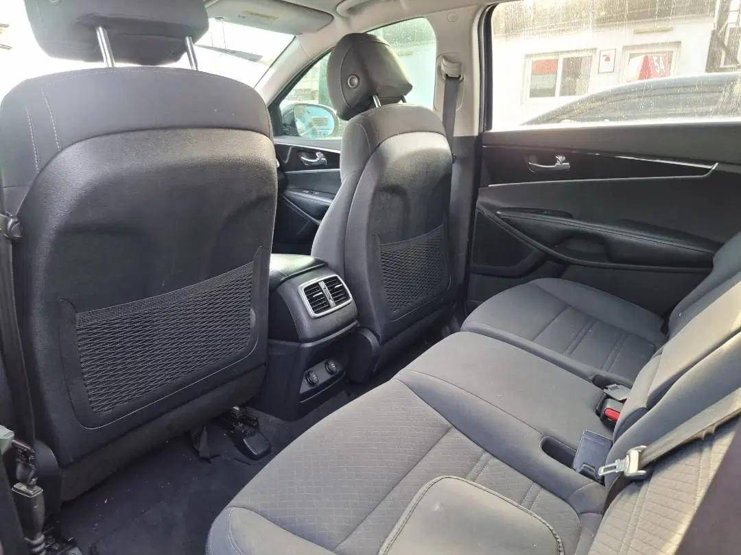 2017 KIA SORENTO — 183588 Miles — Lot 226464 — Ind. 12 - Marhaba Auctions Used Cars - Image 6