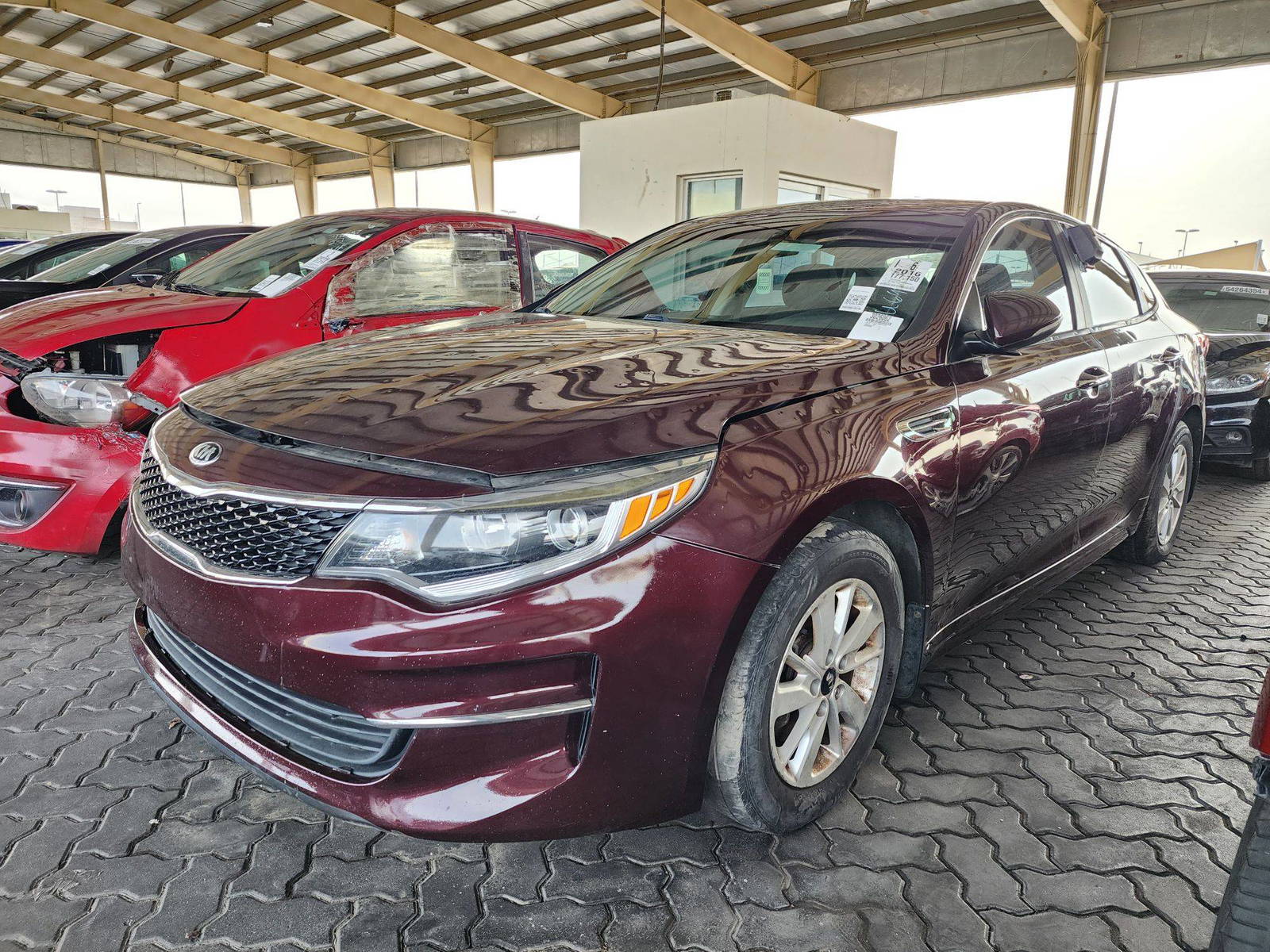 2016 KIA OPTIMA — 177150 Miles — Lot 3026062 — Souq - Marhaba Auctions Used Cars - Image 5