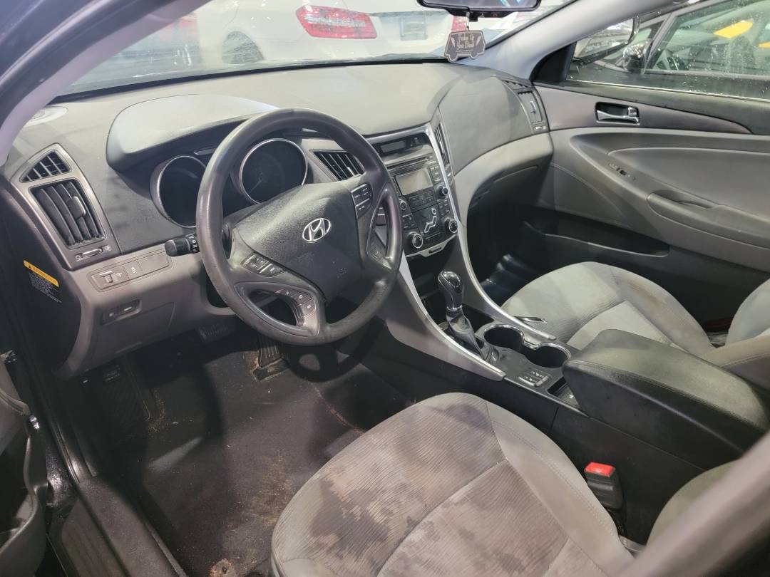 2013 HYUNDAI SONATA — 232393 Miles — Lot 4A42DA088017 — Main - Marhaba Auctions Used Cars - Image 8